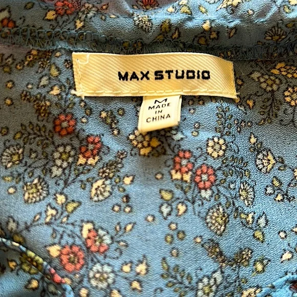 Max Studio Floral Light Blue Ruffled Short Sleeve Front Tie Shirt Top **Sz M** - Picture 4 of 4